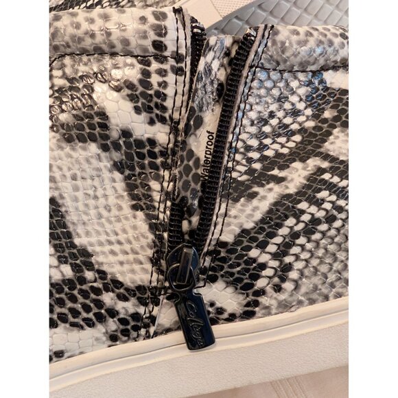 Womens Aqua College Waterproof Sneakers Snake Print High-Top Side Zipper Sz 8.5 - Picture 12 of 13